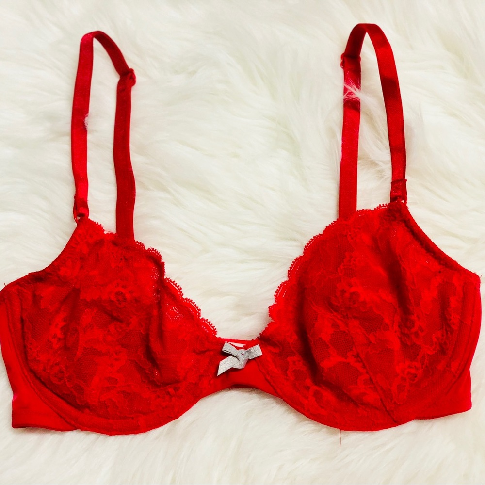 NWOT VS 32C Bra🖤